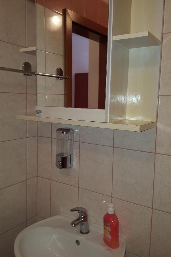 Apartments With A Parking Space Gradac, Makarska - 11332 格拉达茨 外观 照片