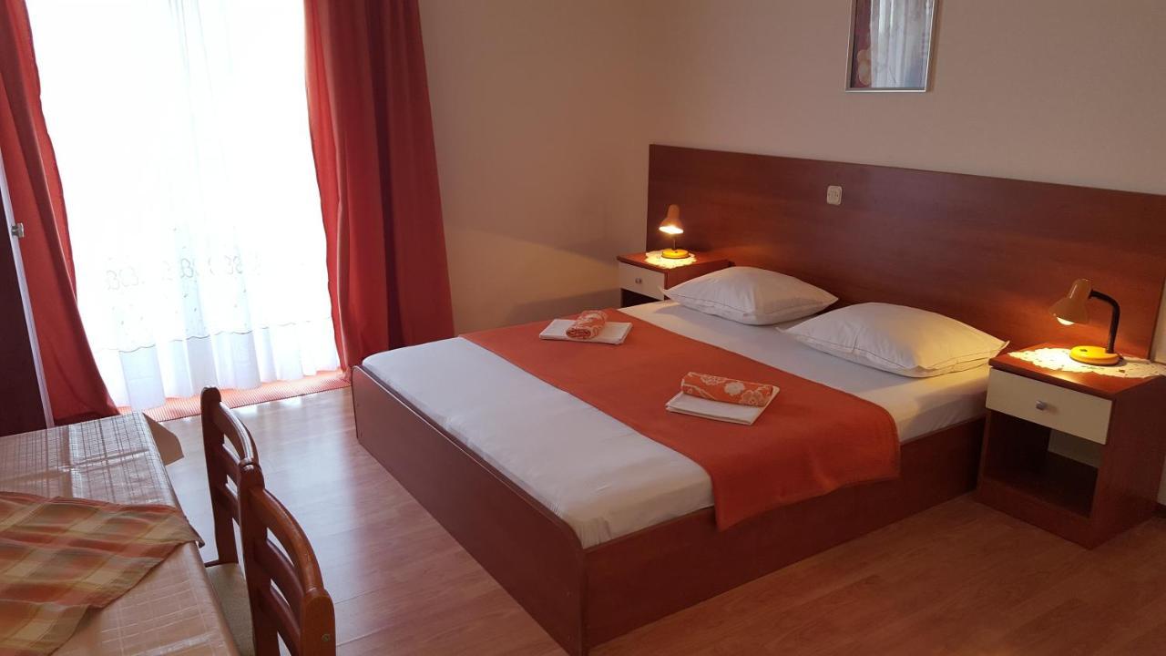 Apartments With A Parking Space Gradac, Makarska - 11332 格拉达茨 外观 照片