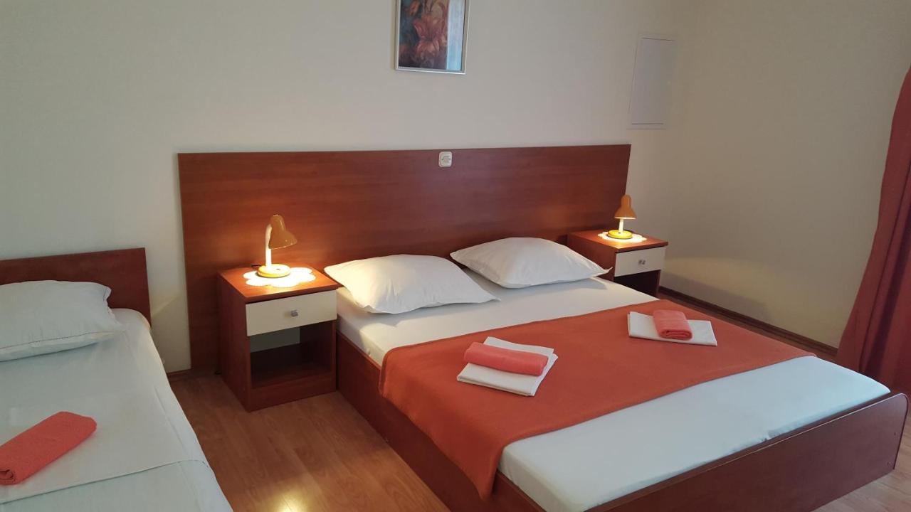 Apartments With A Parking Space Gradac, Makarska - 11332 格拉达茨 外观 照片