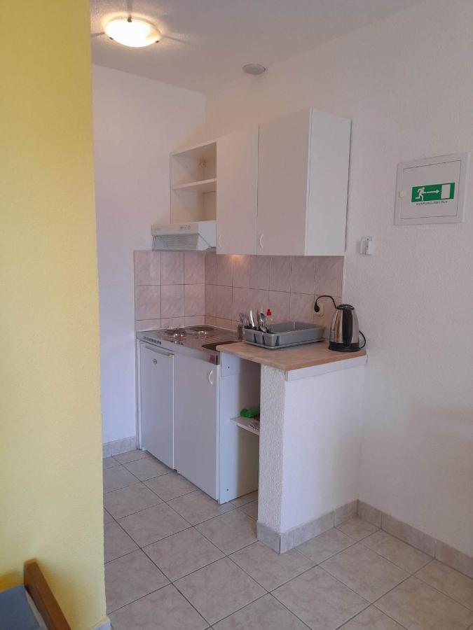 Apartments With A Parking Space Gradac, Makarska - 11332 格拉达茨 外观 照片
